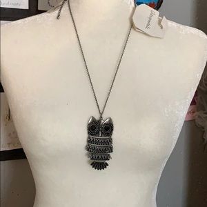 🟠 super cute “owl” necklace